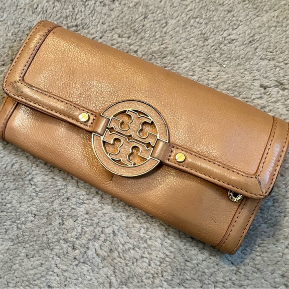 Tory Burch long wallet - Picture 10 of 12